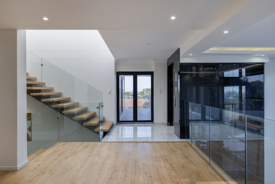 5 Bedroom Property for Sale in Umhlanga KwaZulu-Natal