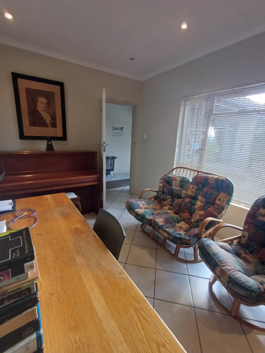 4 Bedroom Property for Sale in Mooi River KwaZulu-Natal