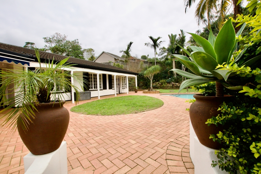 5 Bedroom Property for Sale in Cowies Hill KwaZulu-Natal