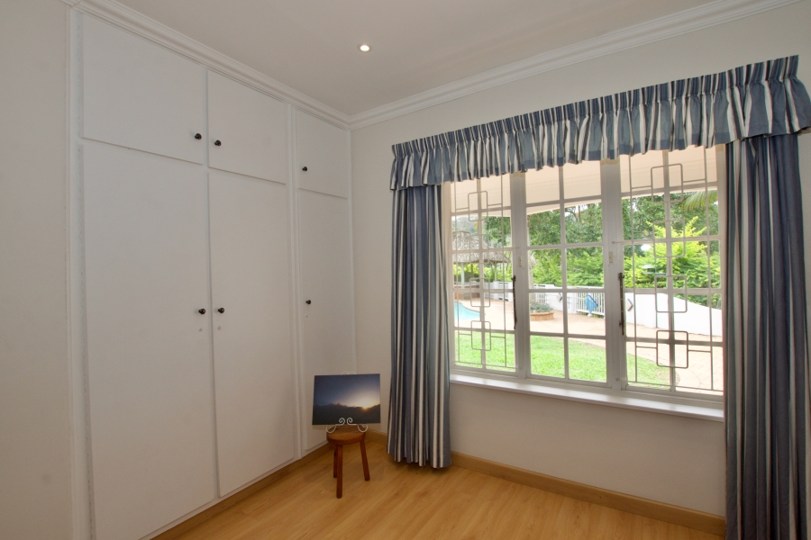 5 Bedroom Property for Sale in Cowies Hill KwaZulu-Natal