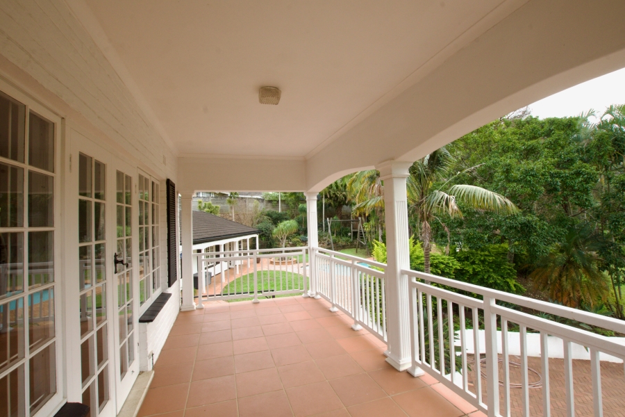 5 Bedroom Property for Sale in Cowies Hill KwaZulu-Natal