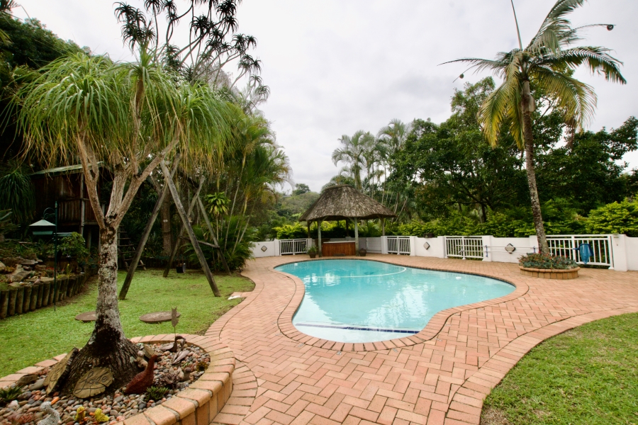 5 Bedroom Property for Sale in Cowies Hill KwaZulu-Natal