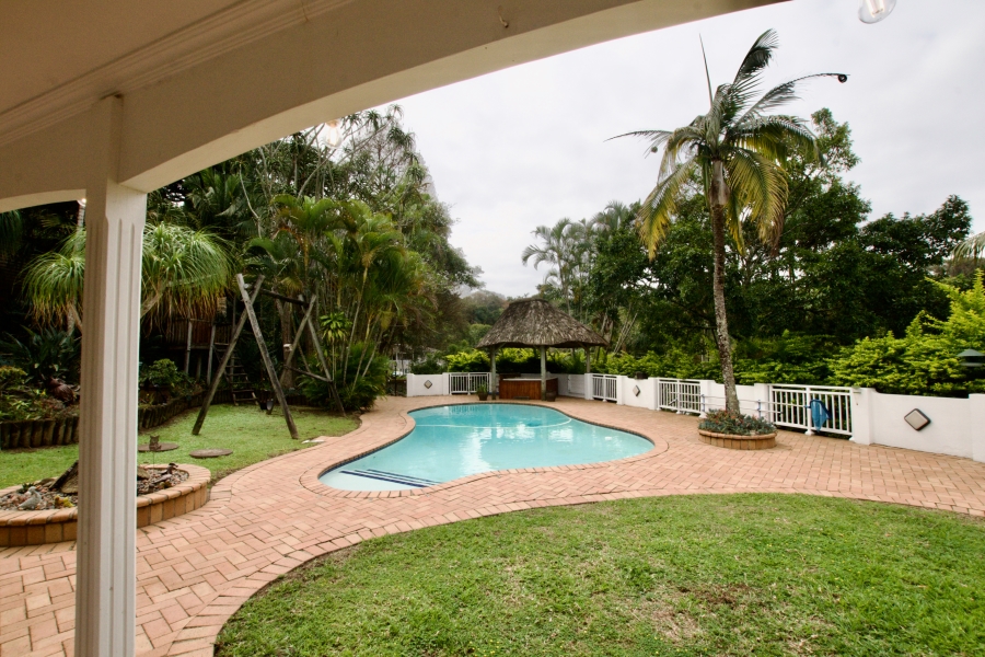 5 Bedroom Property for Sale in Cowies Hill KwaZulu-Natal