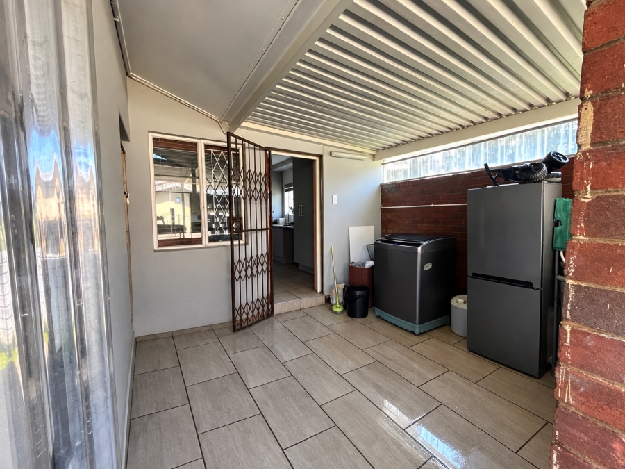 3 Bedroom Property for Sale in Pinelands KwaZulu-Natal