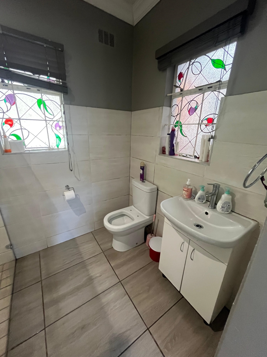 3 Bedroom Property for Sale in Pinelands KwaZulu-Natal