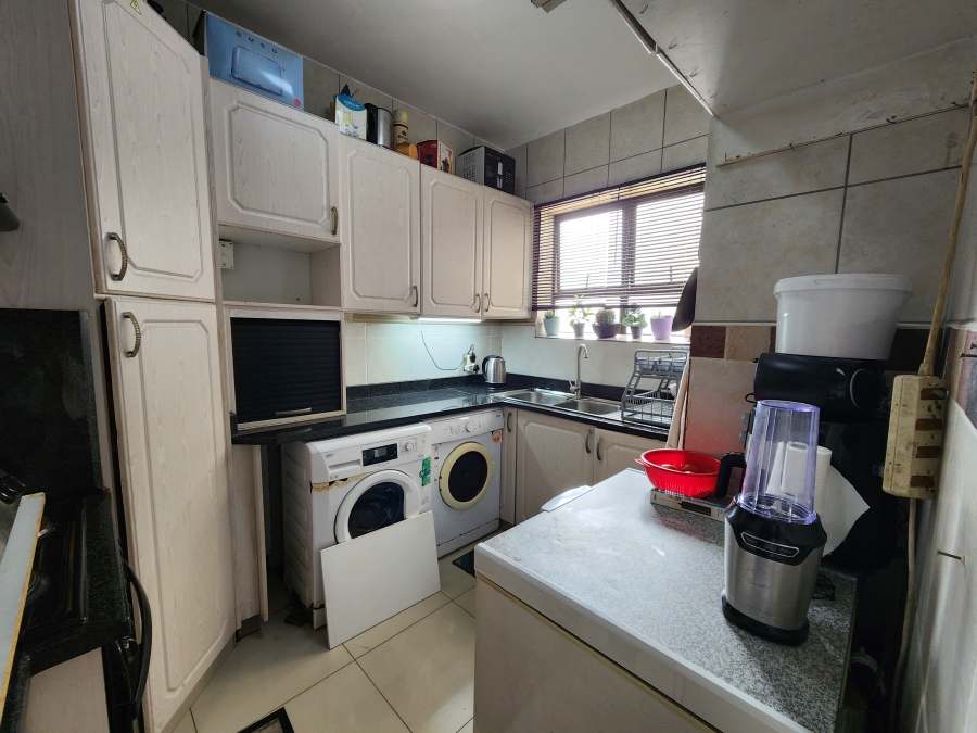 1 Bedroom Property for Sale in Durban Central KwaZulu-Natal