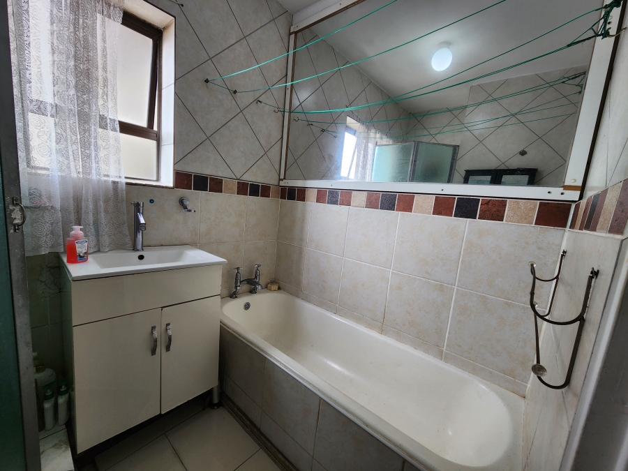 1 Bedroom Property for Sale in Durban Central KwaZulu-Natal