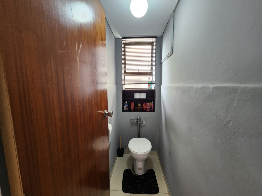 1 Bedroom Property for Sale in Durban Central KwaZulu-Natal
