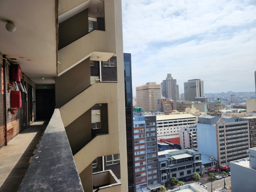 1 Bedroom Property for Sale in Durban Central KwaZulu-Natal