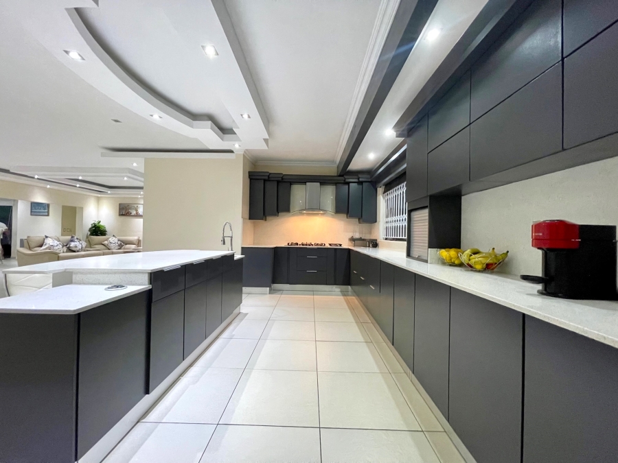 4 Bedroom Property for Sale in Ballito Central KwaZulu-Natal