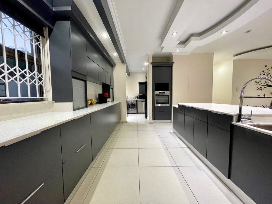 4 Bedroom Property for Sale in Ballito Central KwaZulu-Natal