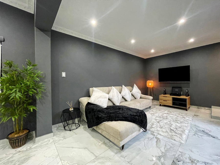 4 Bedroom Property for Sale in Ballito Central KwaZulu-Natal