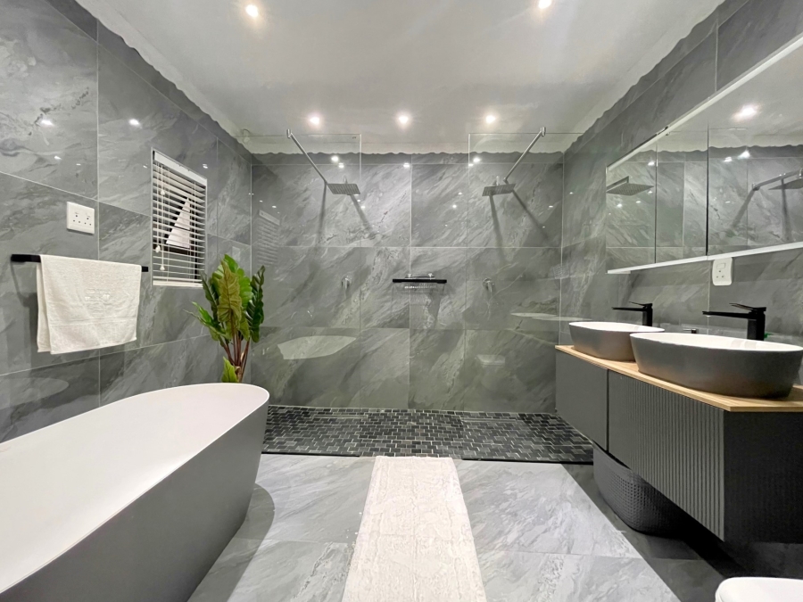 4 Bedroom Property for Sale in Ballito Central KwaZulu-Natal