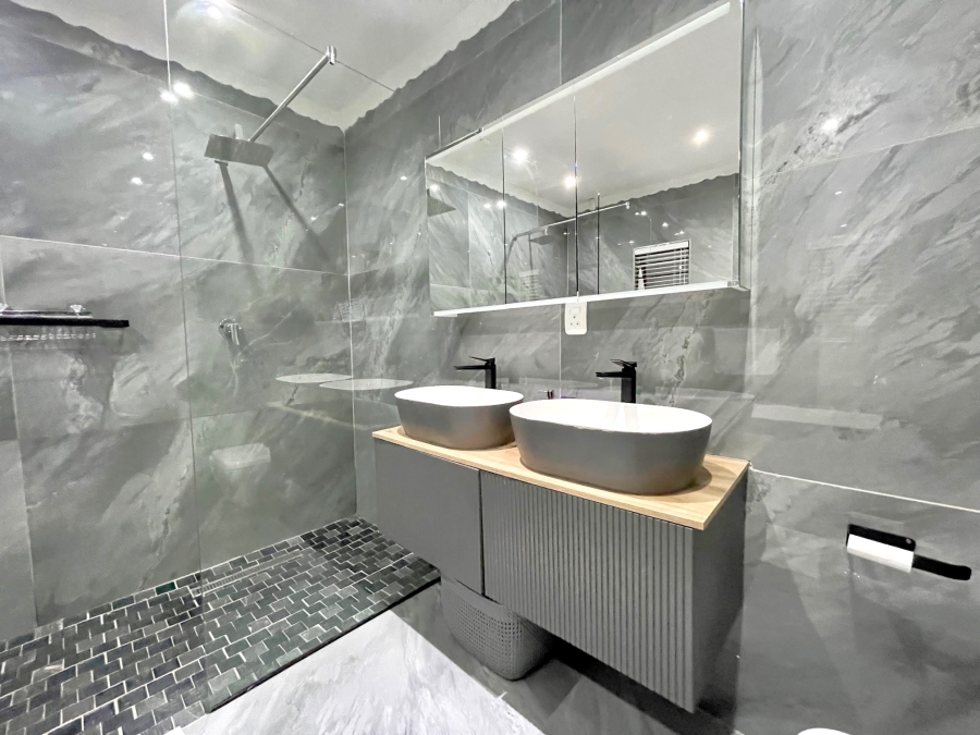 4 Bedroom Property for Sale in Ballito Central KwaZulu-Natal