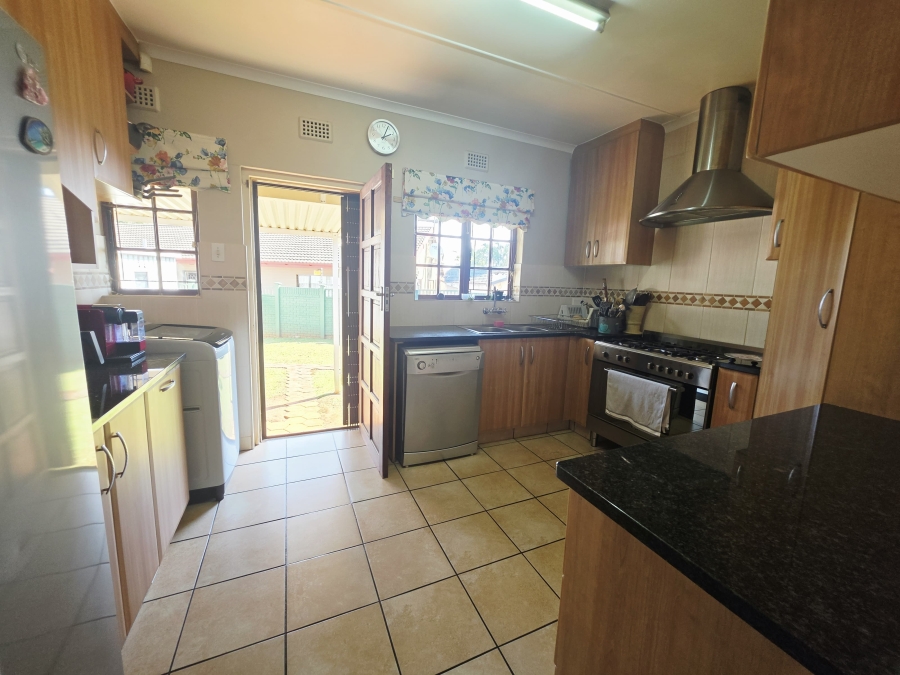 3 Bedroom Property for Sale in Richem KwaZulu-Natal
