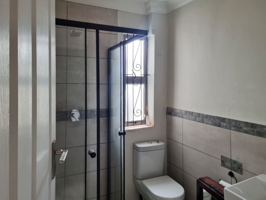 To Let 2 Bedroom Property for Rent in Durban North KwaZulu-Natal