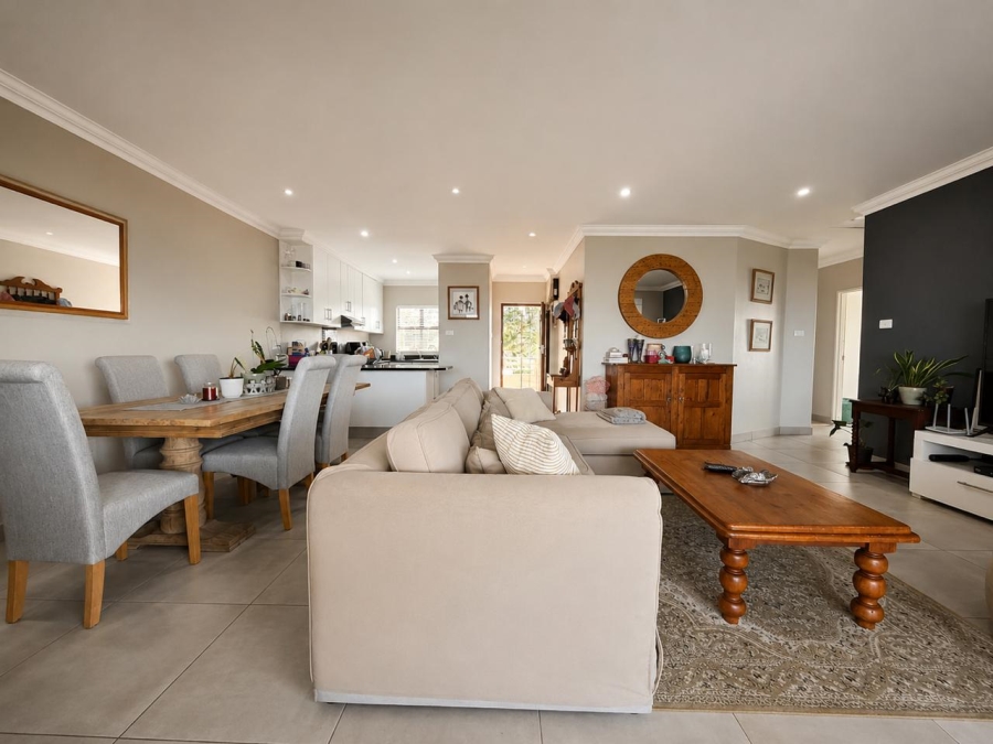 To Let 4 Bedroom Property for Rent in Ballito Central KwaZulu-Natal