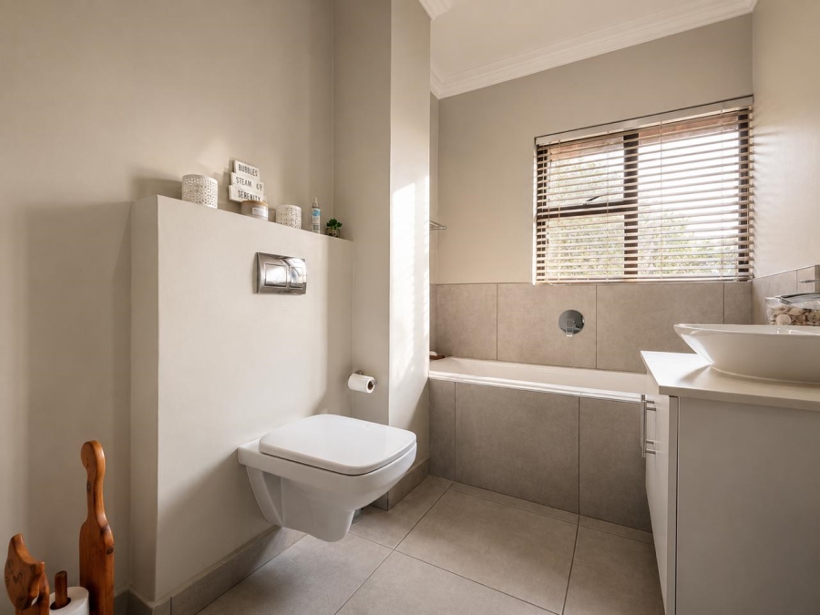 To Let 4 Bedroom Property for Rent in Ballito Central KwaZulu-Natal