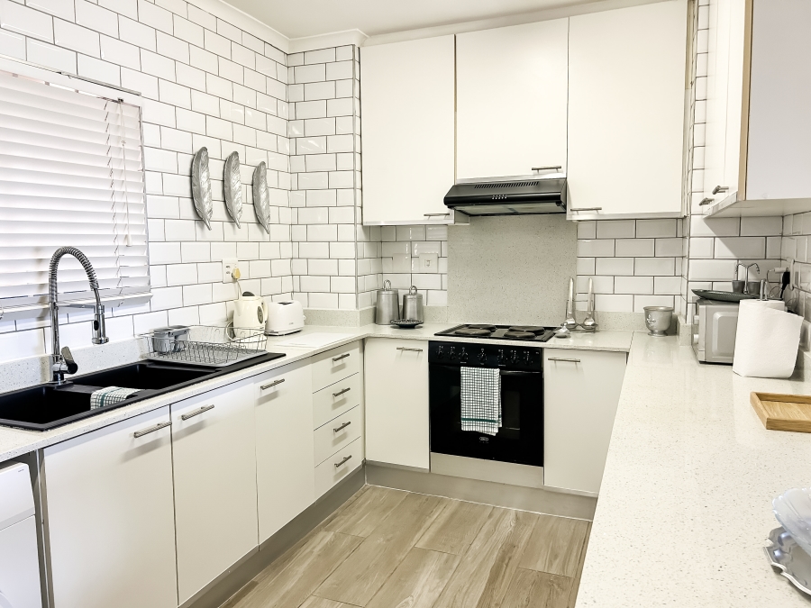To Let 3 Bedroom Property for Rent in Ballitoville KwaZulu-Natal