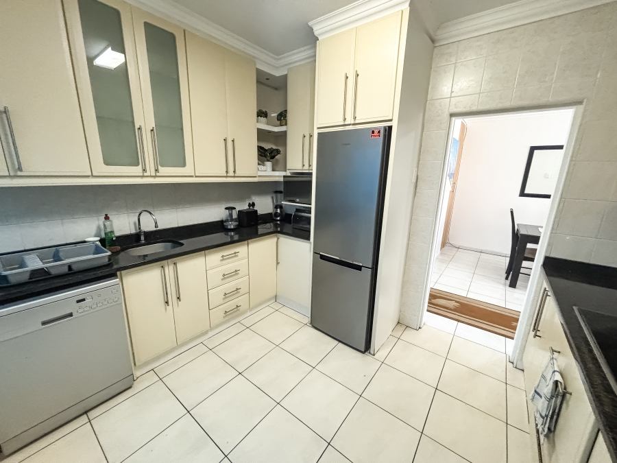 To Let 3 Bedroom Property for Rent in Umhlanga KwaZulu-Natal