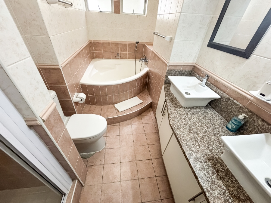 To Let 3 Bedroom Property for Rent in Umhlanga KwaZulu-Natal