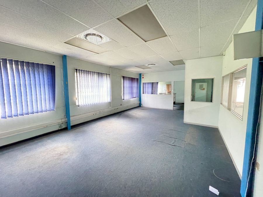 To Let Commercial Property for Rent in Red Hill KwaZulu-Natal