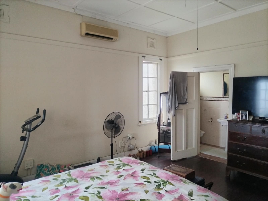 4 Bedroom Property for Sale in Glenwood KwaZulu-Natal