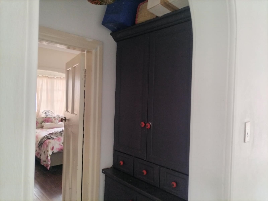 4 Bedroom Property for Sale in Glenwood KwaZulu-Natal