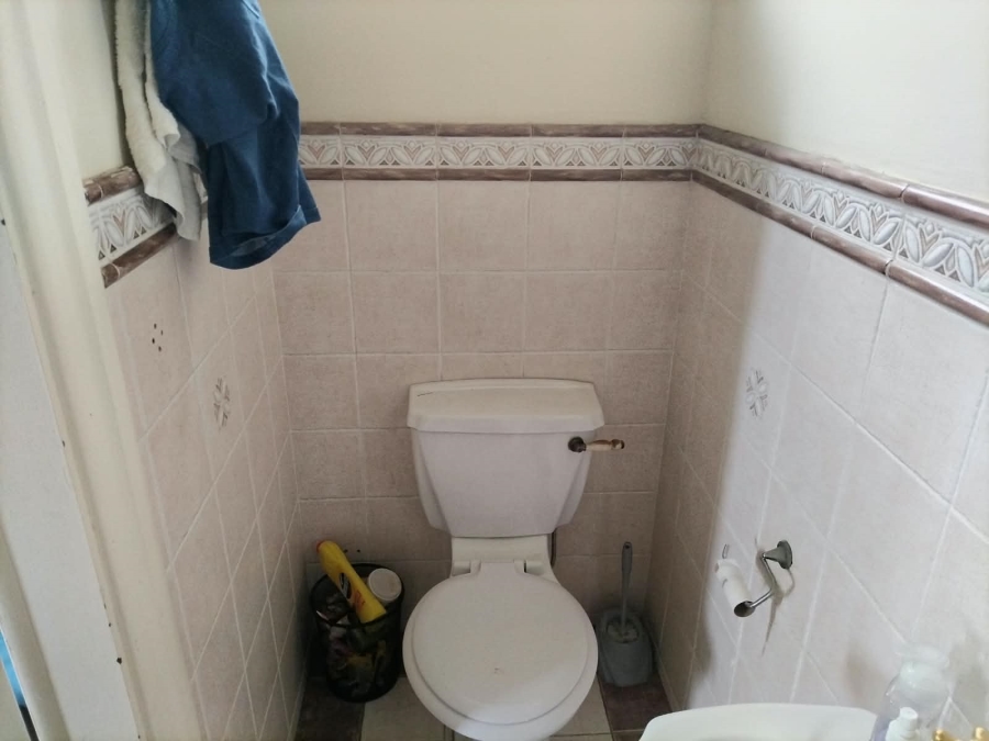 4 Bedroom Property for Sale in Glenwood KwaZulu-Natal