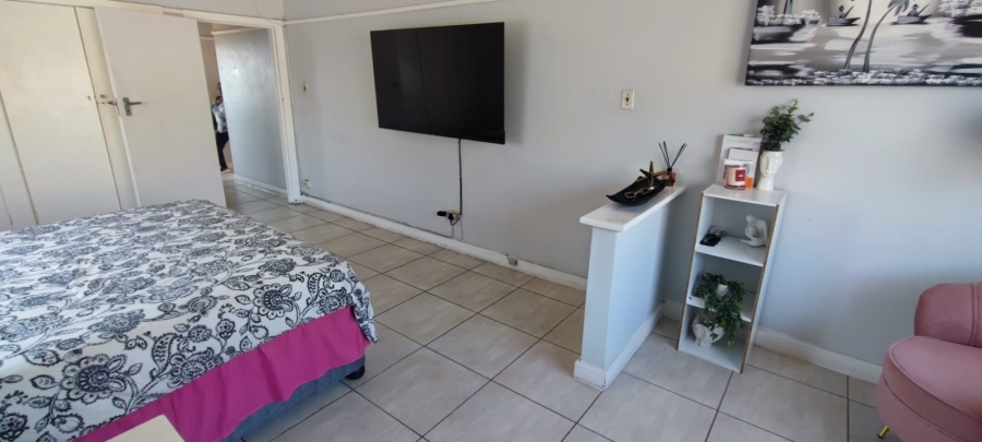 0 Bedroom Property for Sale in Westridge KwaZulu-Natal