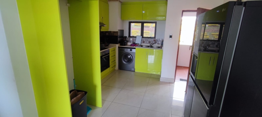 2 Bedroom Property for Sale in Sherwood KwaZulu-Natal