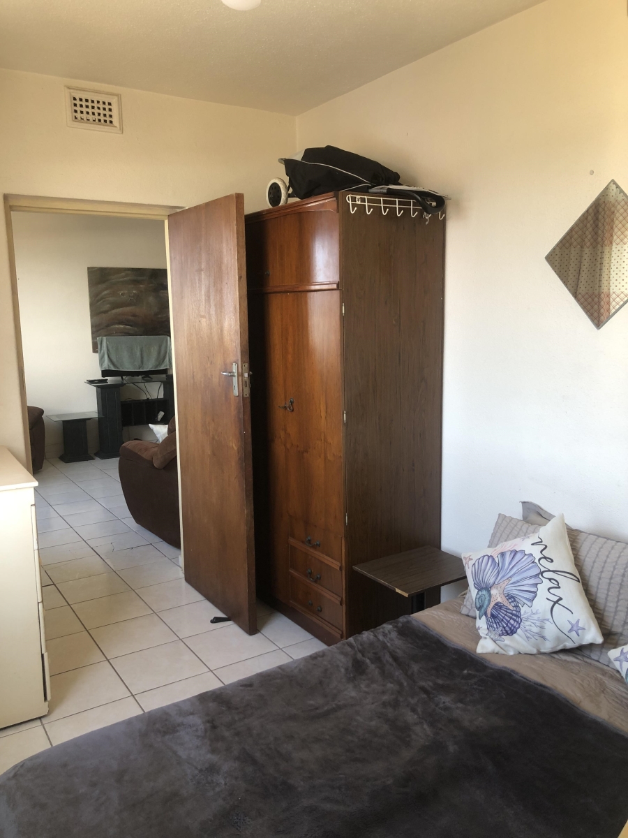 2 Bedroom Property for Sale in Amanzimtoti KwaZulu-Natal