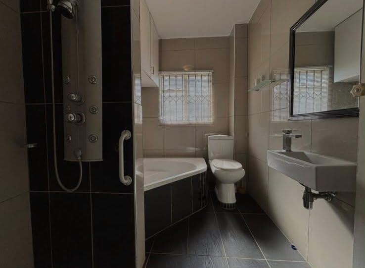 2 Bedroom Property for Sale in Glenwood KwaZulu-Natal