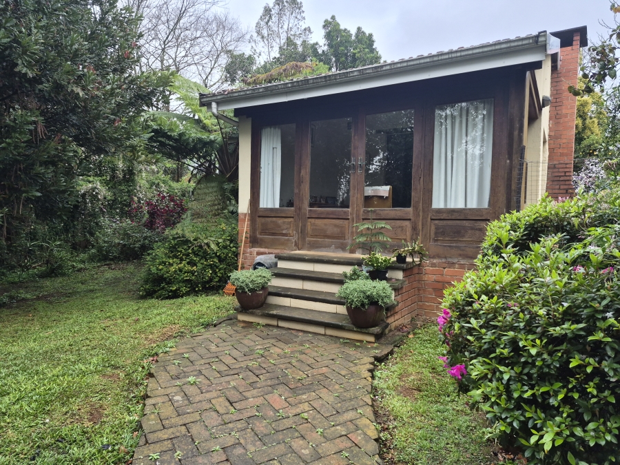 4 Bedroom Property for Sale in Mountain Homes KwaZulu-Natal