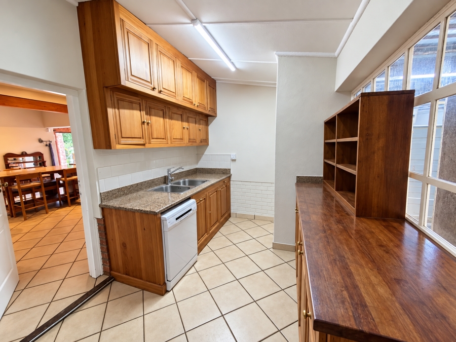4 Bedroom Property for Sale in Mountain Homes KwaZulu-Natal