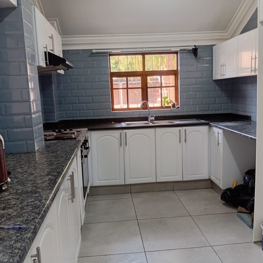 To Let 3 Bedroom Property for Rent in Windermere KwaZulu-Natal