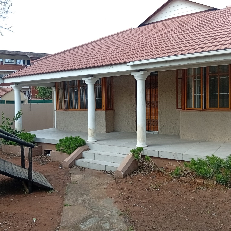 To Let 3 Bedroom Property for Rent in Windermere KwaZulu-Natal