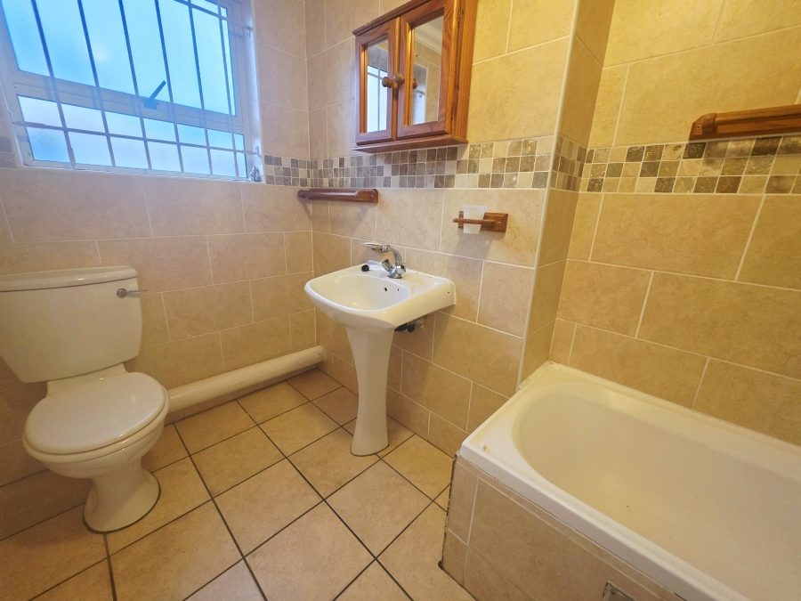 2 Bedroom Property for Sale in Meer En See KwaZulu-Natal