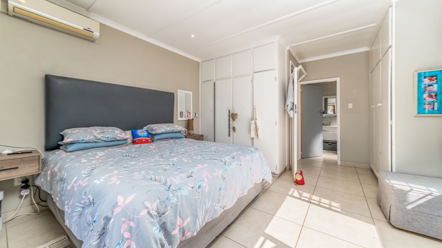 4 Bedroom Property for Sale in Shakas Rock KwaZulu-Natal