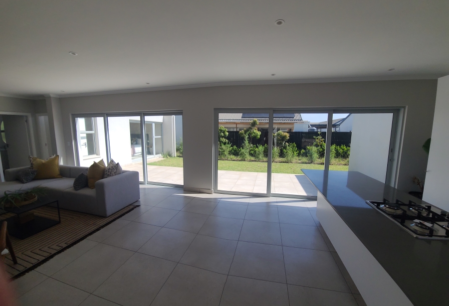To Let 2 Bedroom Property for Rent in Sheffield Beach KwaZulu-Natal