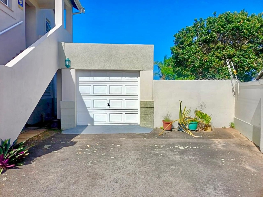 To Let 1 Bedroom Property for Rent in Umhlanga KwaZulu-Natal