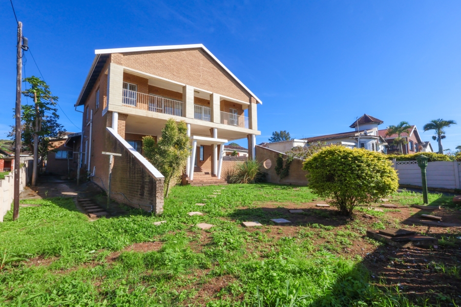 9 Bedroom Property for Sale in Park Rynie KwaZulu-Natal