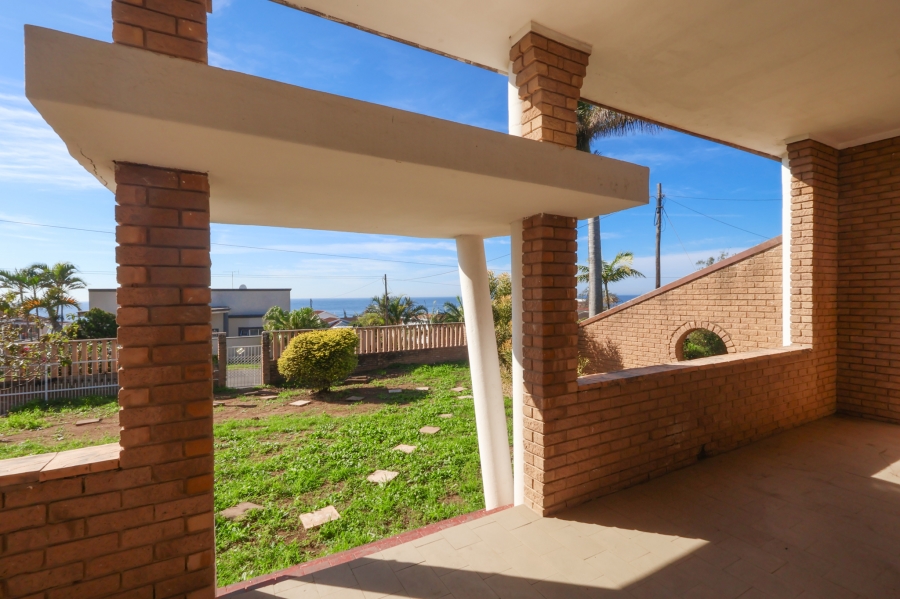 9 Bedroom Property for Sale in Park Rynie KwaZulu-Natal