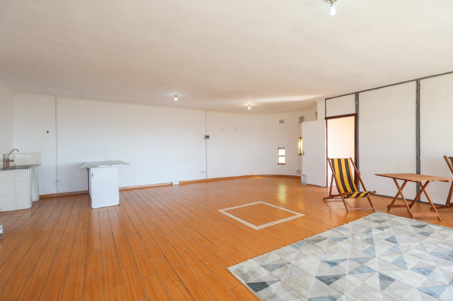 9 Bedroom Property for Sale in Park Rynie KwaZulu-Natal