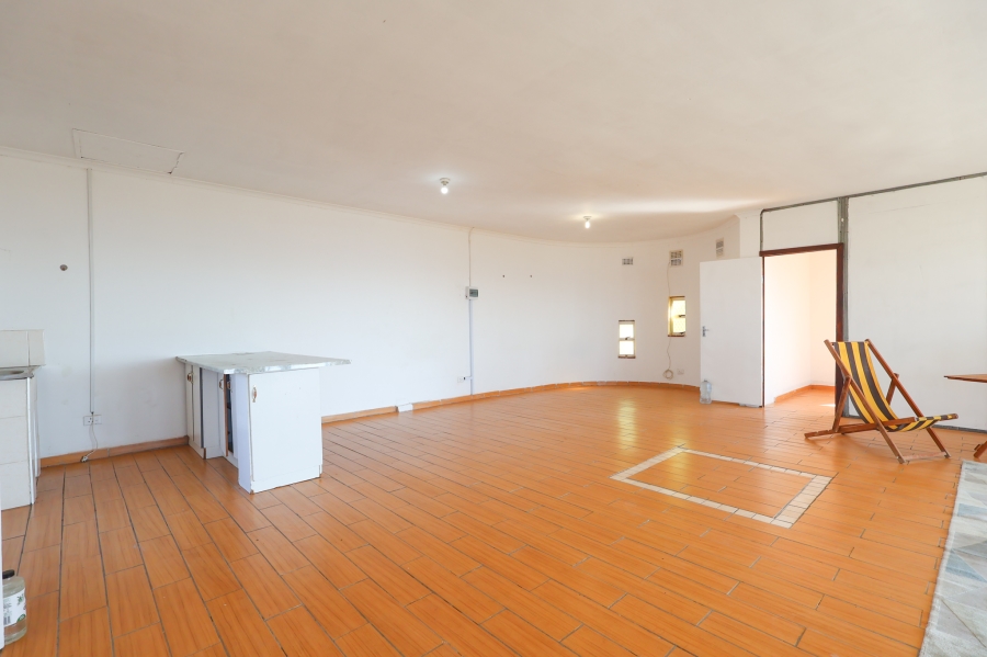 9 Bedroom Property for Sale in Park Rynie KwaZulu-Natal