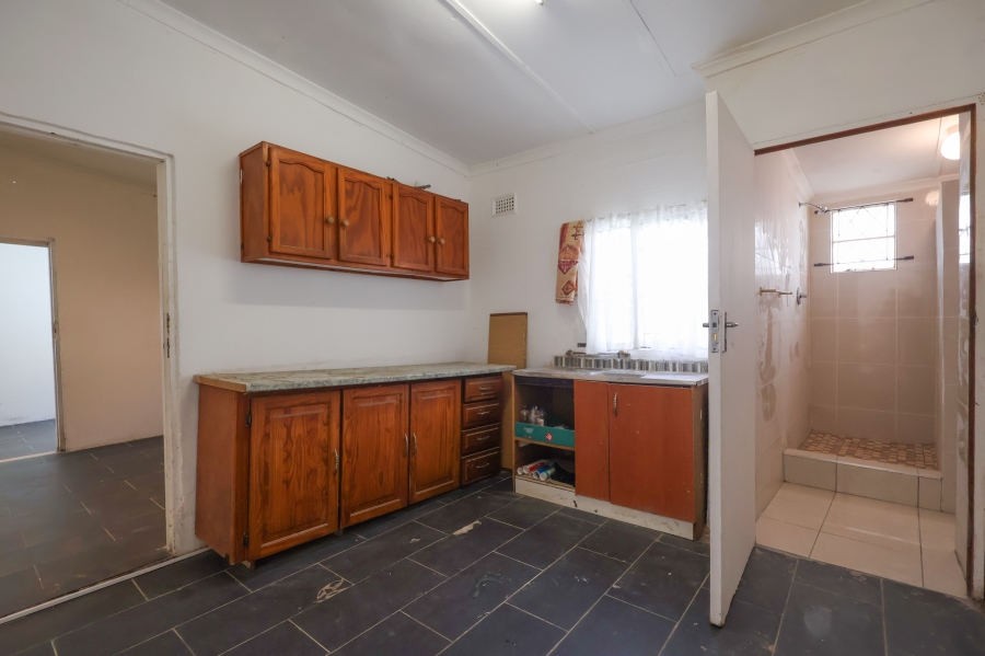 9 Bedroom Property for Sale in Park Rynie KwaZulu-Natal