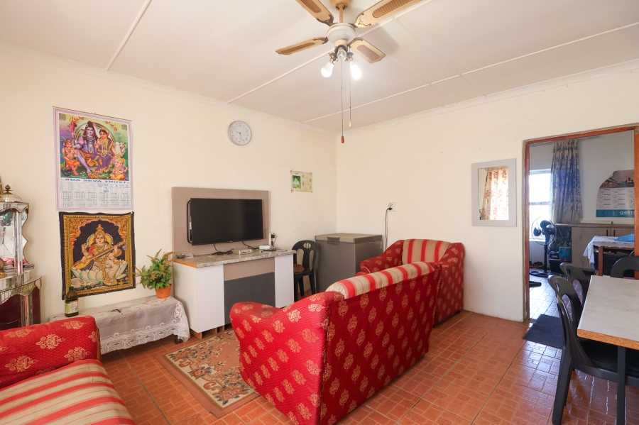9 Bedroom Property for Sale in Park Rynie KwaZulu-Natal