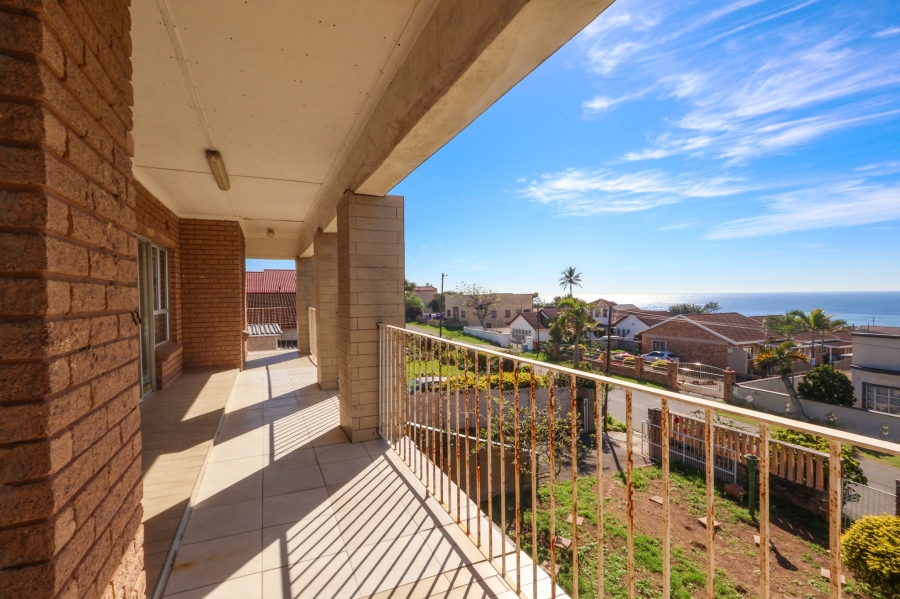 9 Bedroom Property for Sale in Park Rynie KwaZulu-Natal