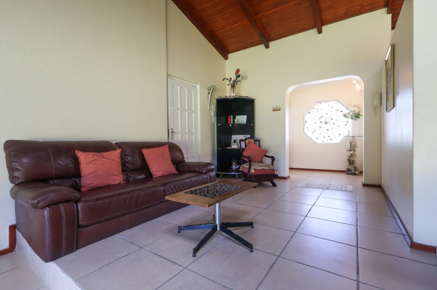 5 Bedroom Property for Sale in Athlone Park KwaZulu-Natal