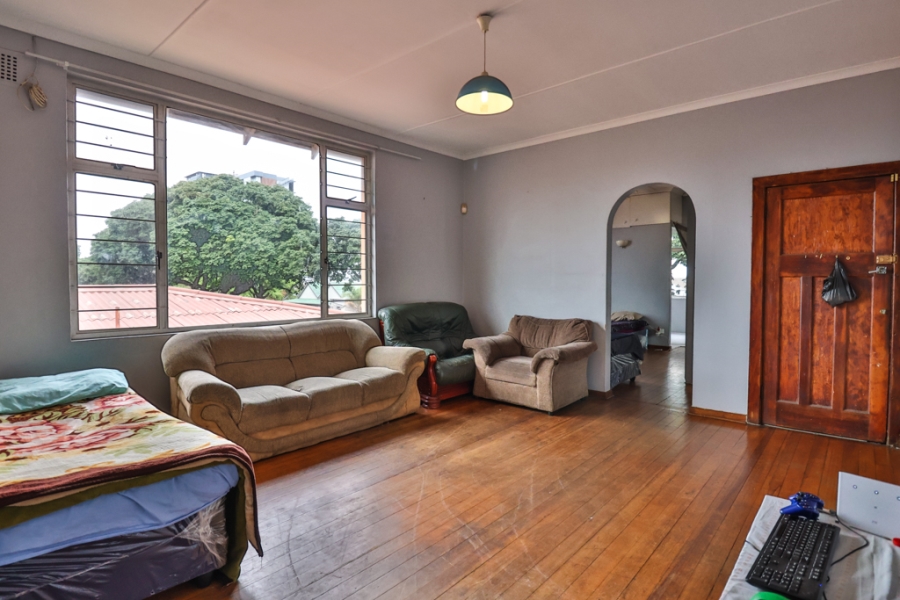 1 Bedroom Property for Sale in Glenwood KwaZulu-Natal